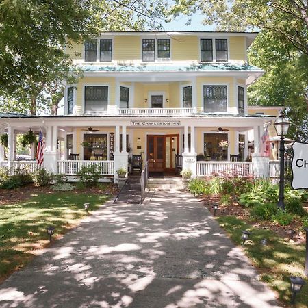 The Charleston Inn Hendersonville Nc ภายนอก รูปภาพ