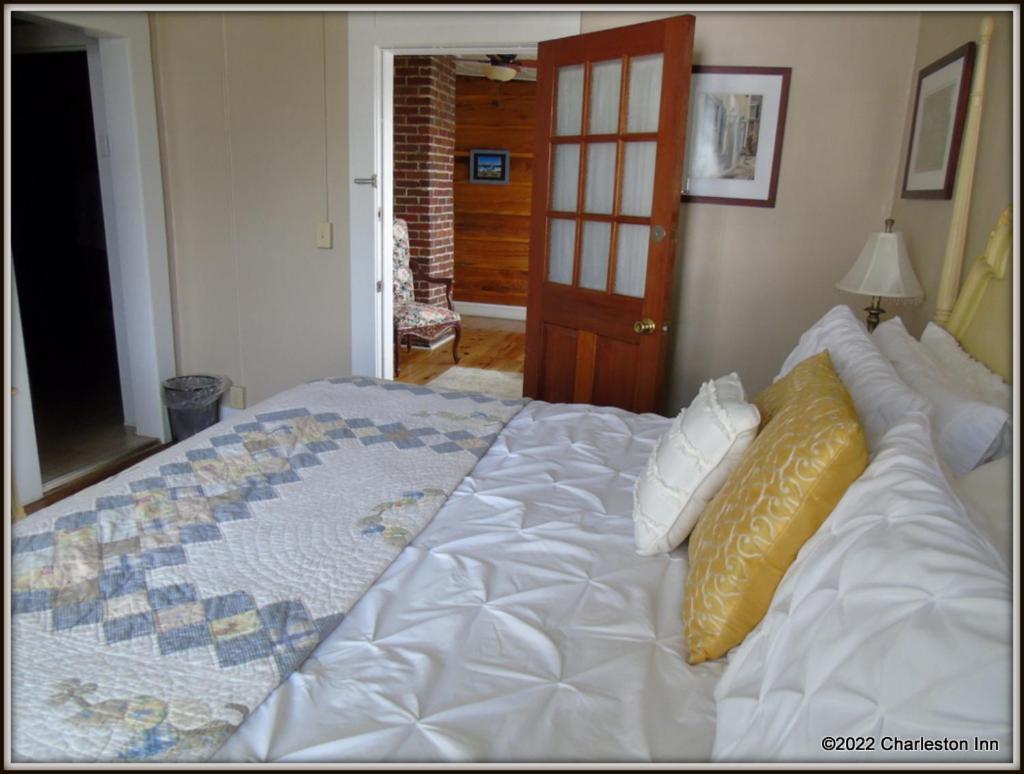 The Charleston Inn Hendersonville Nc ภายนอก รูปภาพ