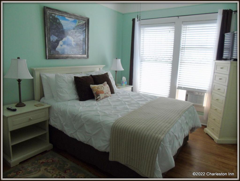 The Charleston Inn Hendersonville Nc ภายนอก รูปภาพ