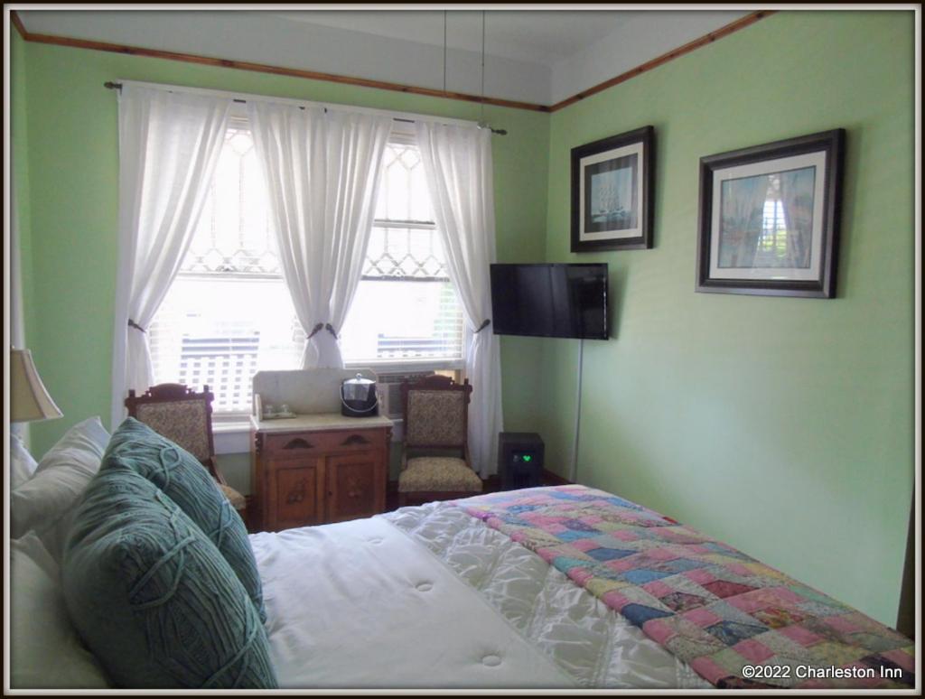 The Charleston Inn Hendersonville Nc ภายนอก รูปภาพ