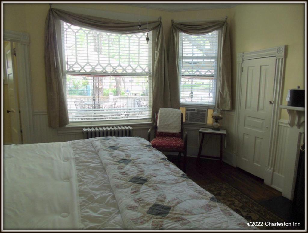 The Charleston Inn Hendersonville Nc ภายนอก รูปภาพ