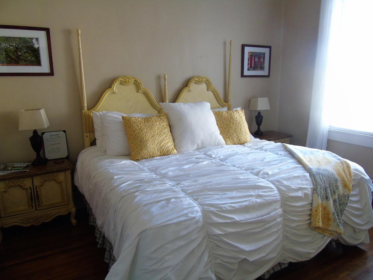 The Charleston Inn Hendersonville Nc ภายนอก รูปภาพ